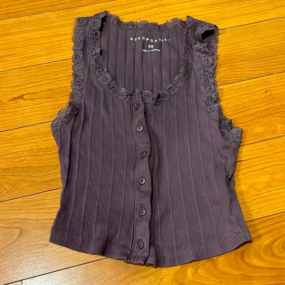 3/$20 Aeropostale purple button down tank with lace trim - Picture 1 of 4